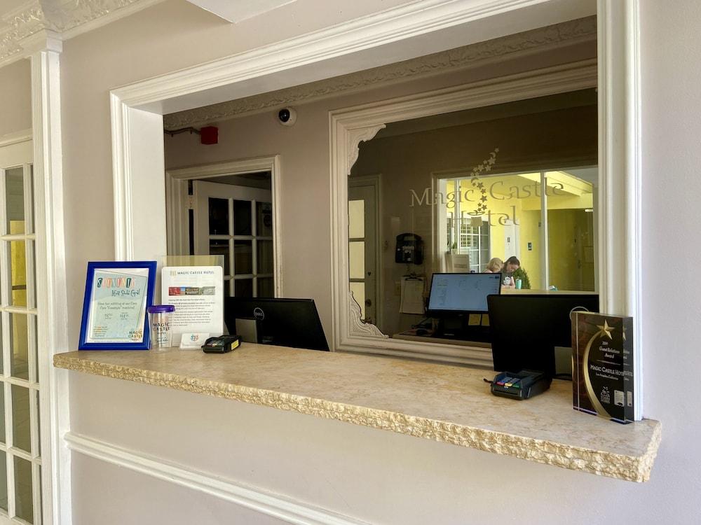 Hotel Magic Castle 3*